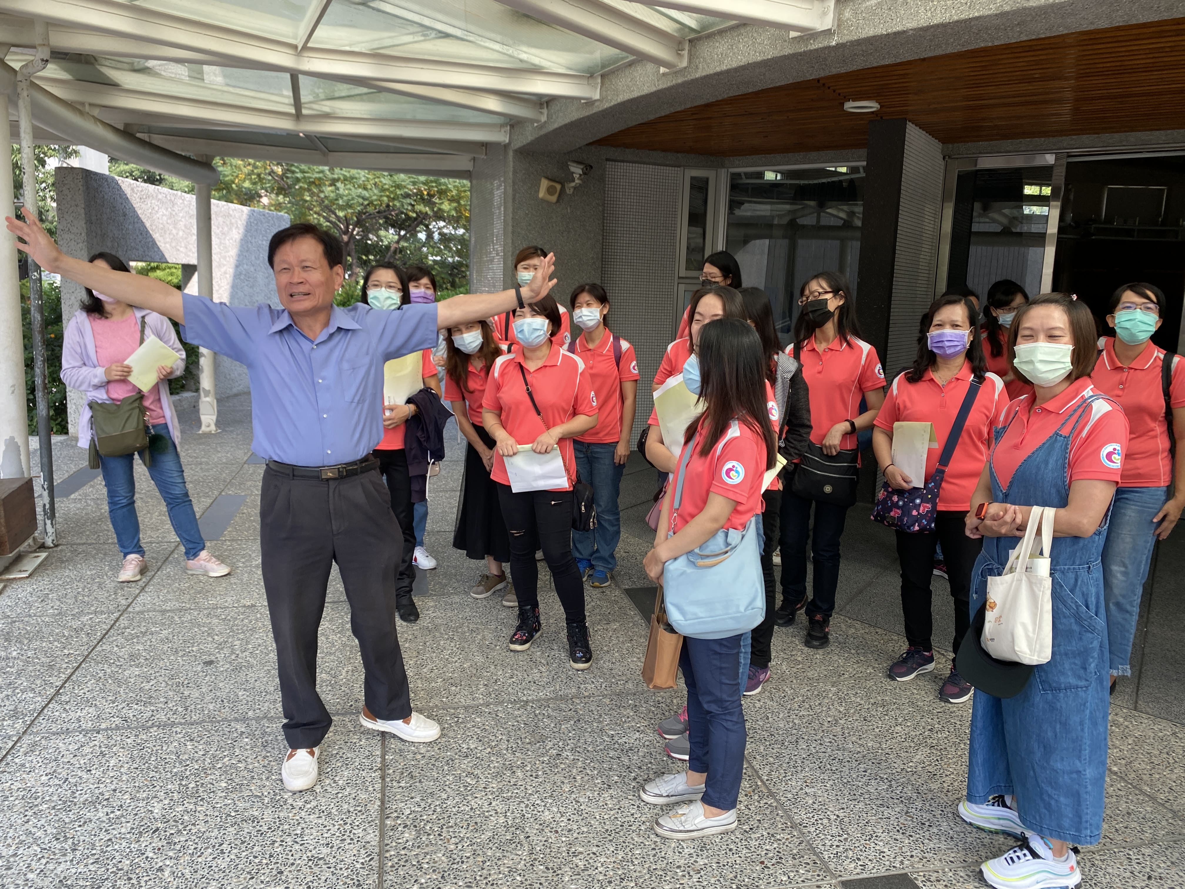 109學年度內新國小蒞校參訪